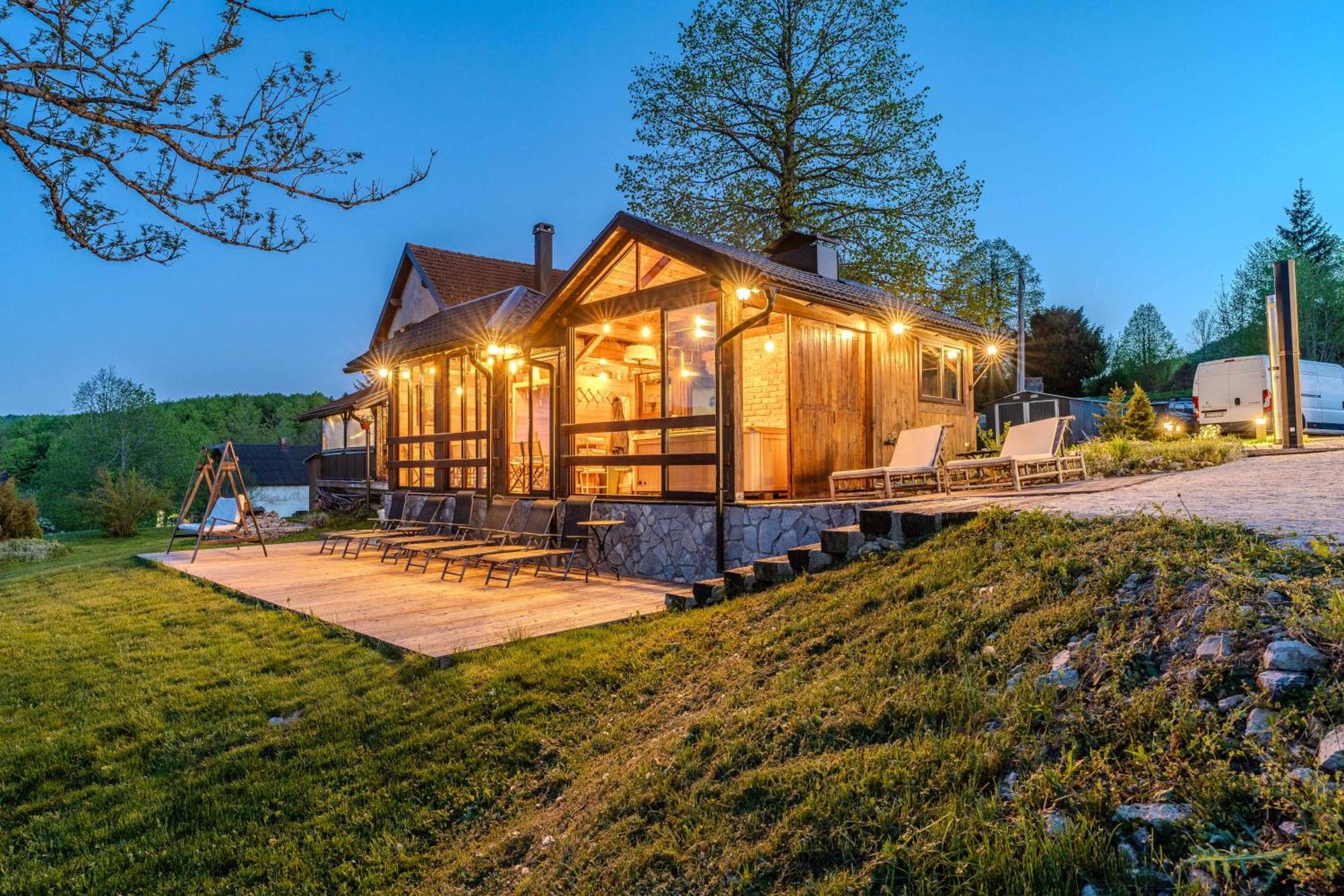 Tesla's Gastro House Plitvice 4*
