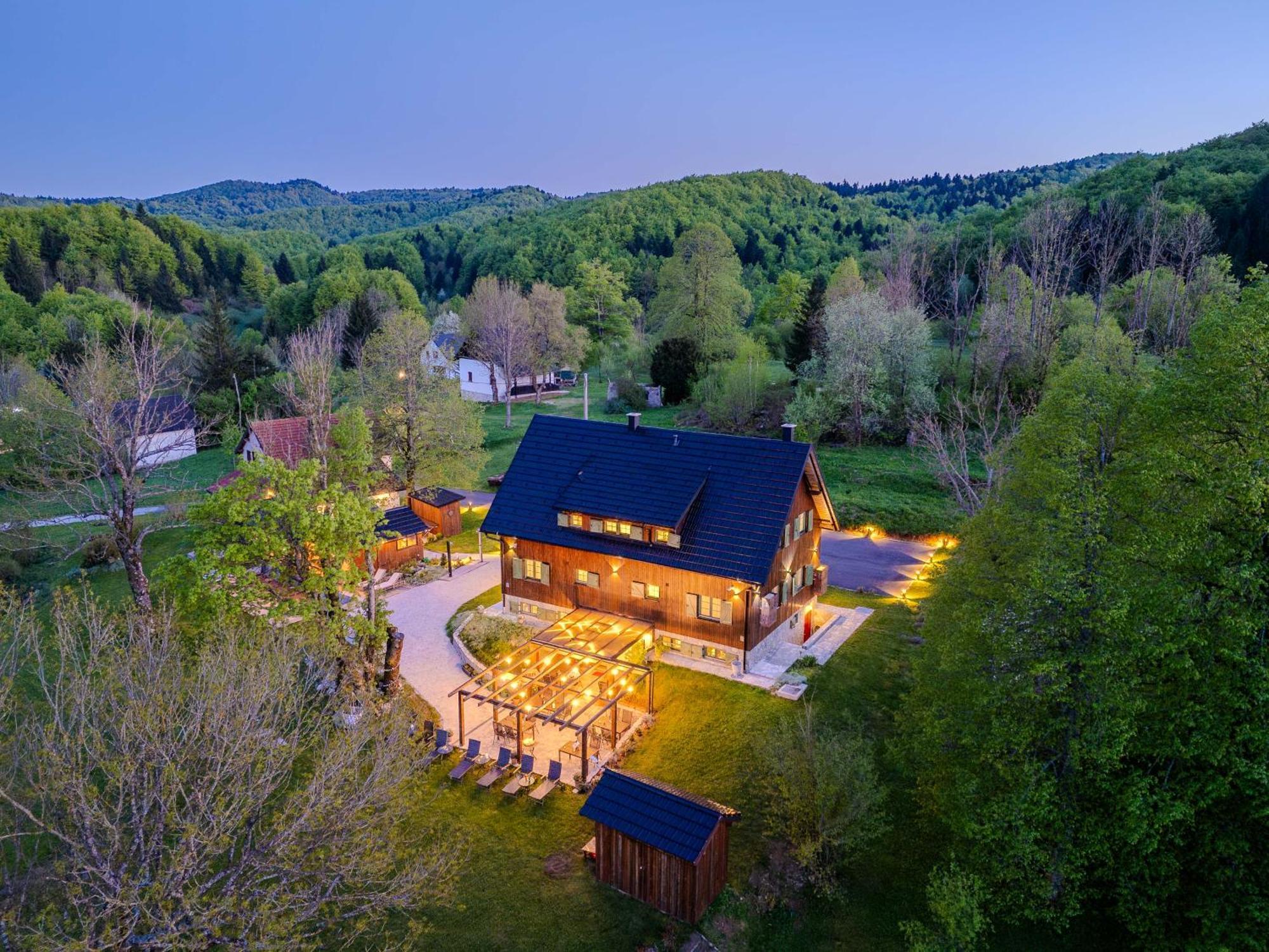 Guest house Tesla's Gastro House Plitvice 4*